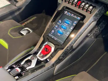 Huracán EVO RWD Spyder / Ad Personam / ONE-OFF