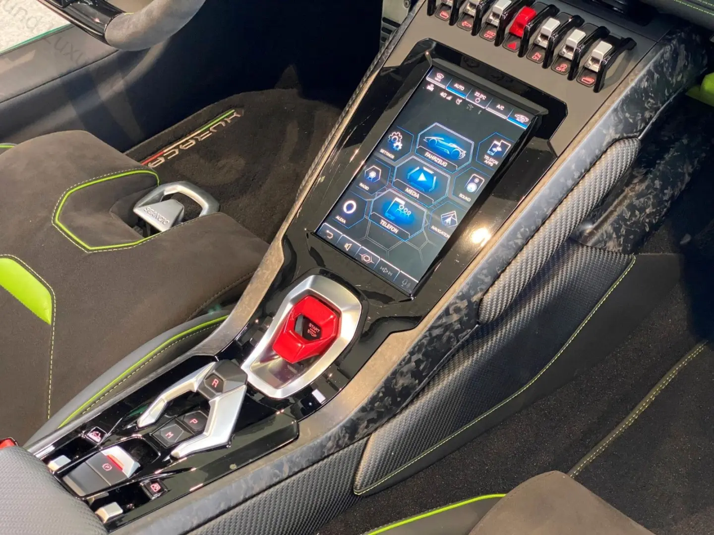Huracán EVO RWD Spyder / Ad Personam / ONE-OFF