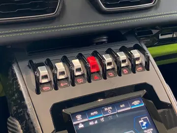 Huracán EVO RWD Spyder / Ad Personam / ONE-OFF