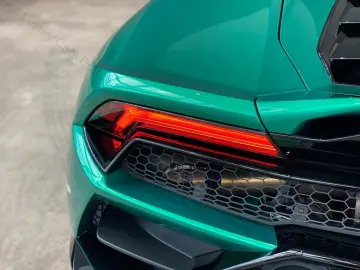 Huracán EVO RWD Spyder / Ad Personam / ONE-OFF