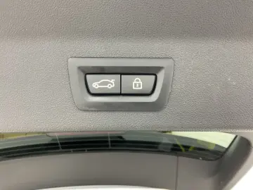 X3 xDrive30e M Sport Navi AHK Kamera HiFi LED
