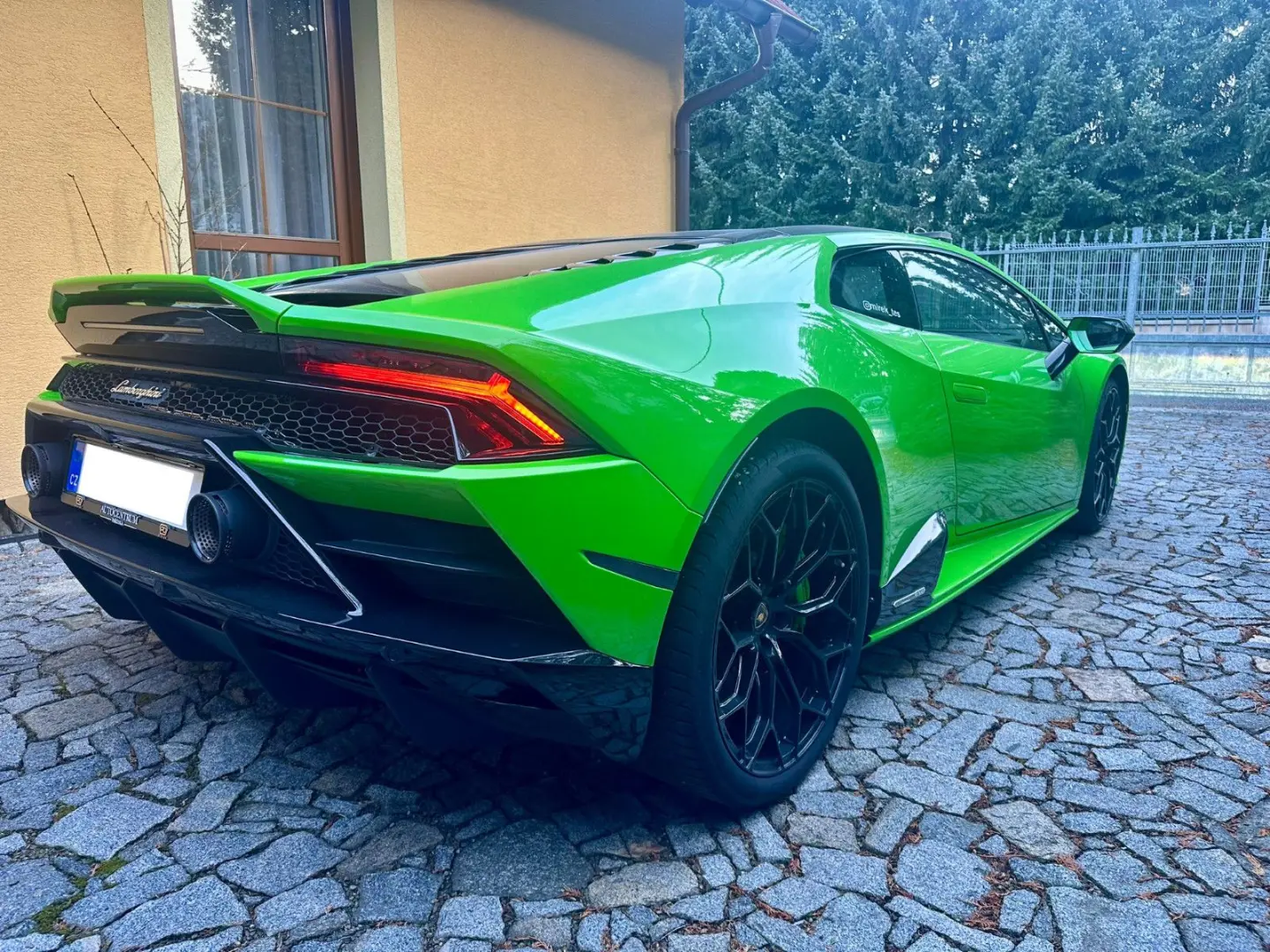 Huracán EVO - AWD, LIFT, PPF, CERAMIC, TOP