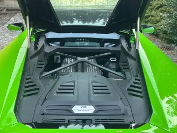 Huracán EVO - AWD, LIFT, PPF, CERAMIC, TOP