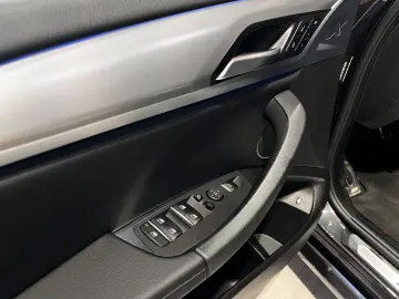 X3 xDrive 30e M-Sport Kamera Navi 4x4 Laser