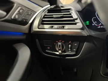 X3 xDrive 30e M-Sport Kamera Navi 4x4 Laser