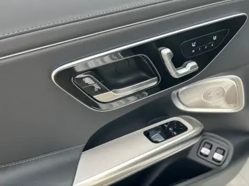 Mercedes-Benz CLE 300 AMG Love/Pano/Bar3D/Noapte/