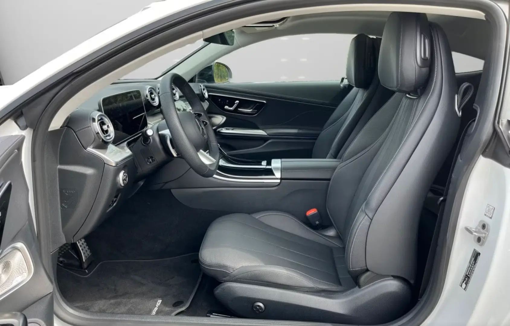 Mercedes-Benz CLE 300 AMG Love/Pano/Bar3D/Noapte/
