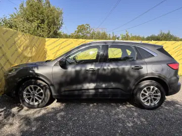 Ford Kuga 2.5 Hybrid 4x4