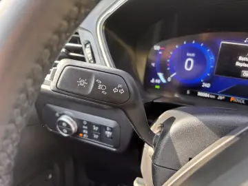 Ford Kuga 2.5 Hybrid 4x4