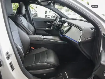 E 450 d 4M AMG Pano Digital-Light Airmatic AHK