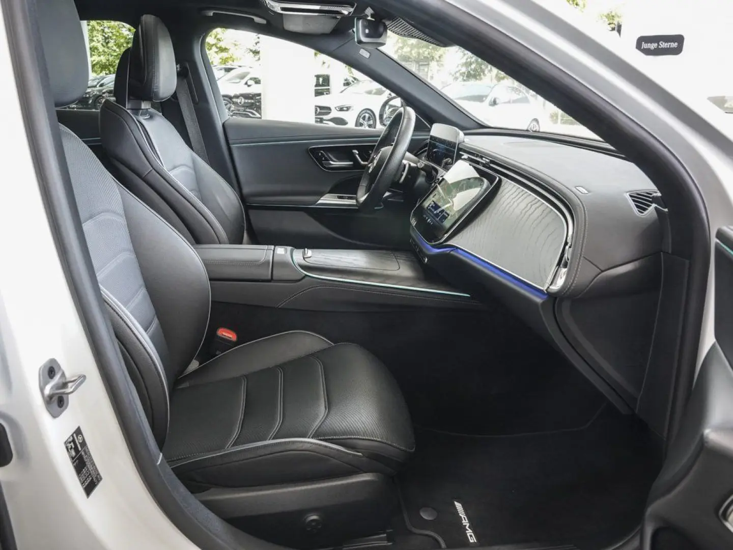 E 450 d 4M AMG Pano Digital-Light Airmatic AHK