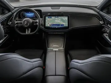 E 450 d 4M AMG Pano Digital-Light Airmatic AHK