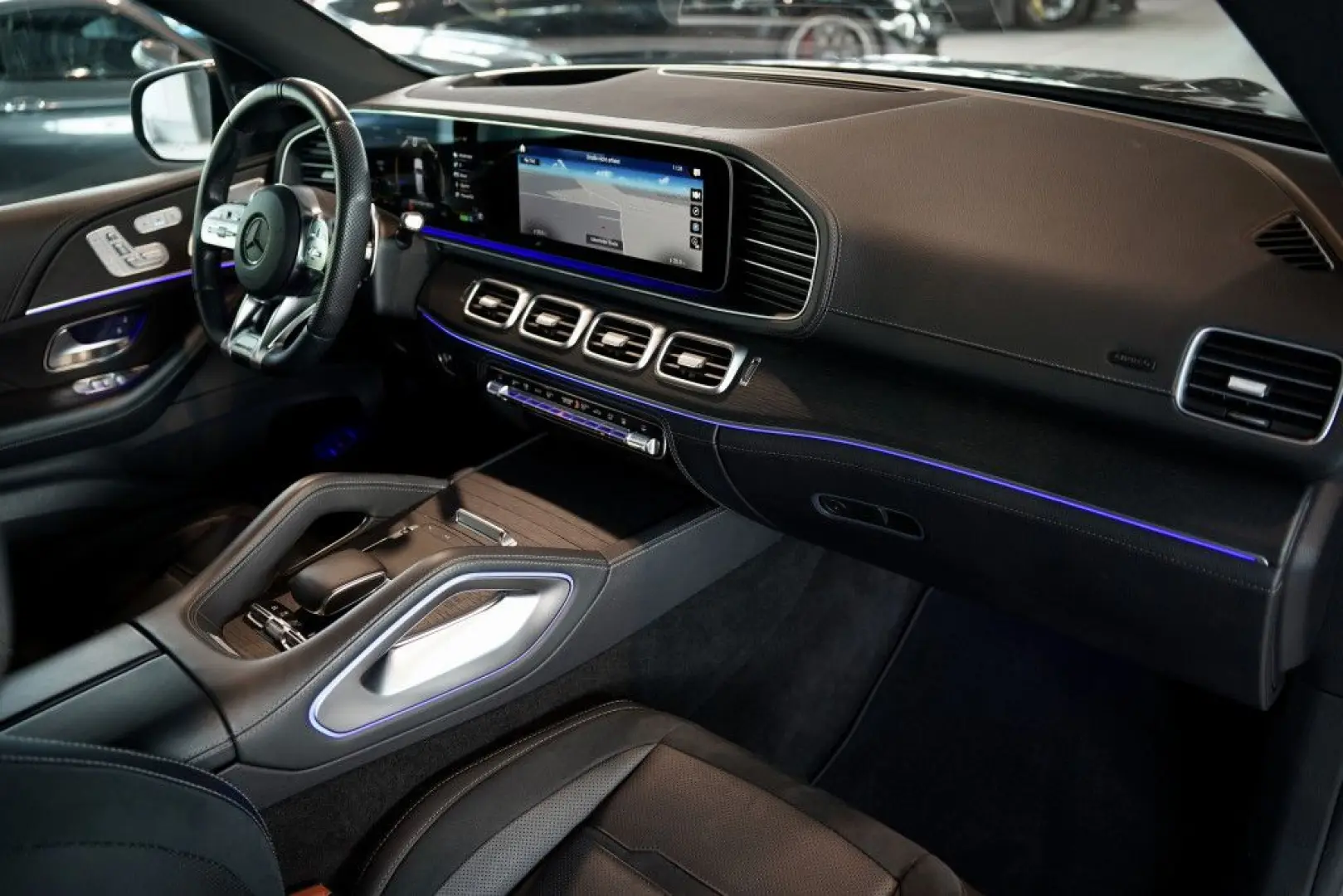 GLE 53 AMG 4M+ *1.H *22 *Wide*Pano*Night*H-UP