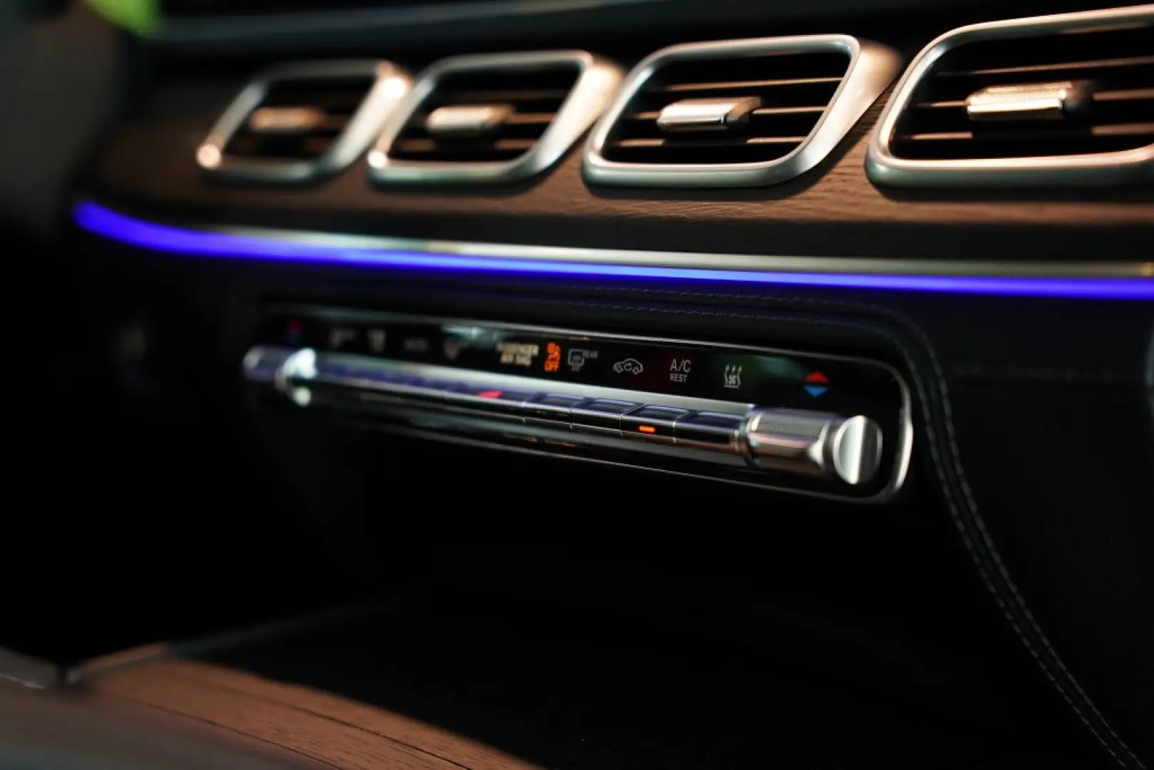 GLE 53 AMG 4M+ *1.H *22 *Wide*Pano*Night*H-UP