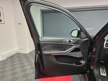 BMW X5 M50d