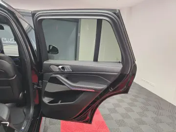 BMW X5 M50d