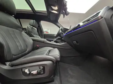 BMW X5 M50d