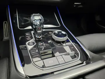 BMW X5 M50d