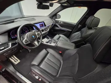 BMW X5 M50d