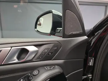 BMW X5 M50d