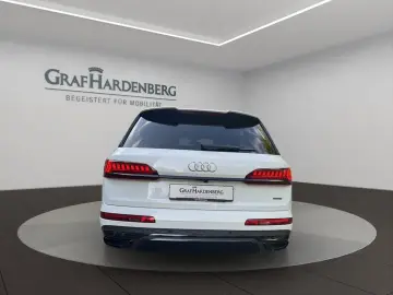 AUDI Q7 55 TFSIe quattro S line B&O LEASING