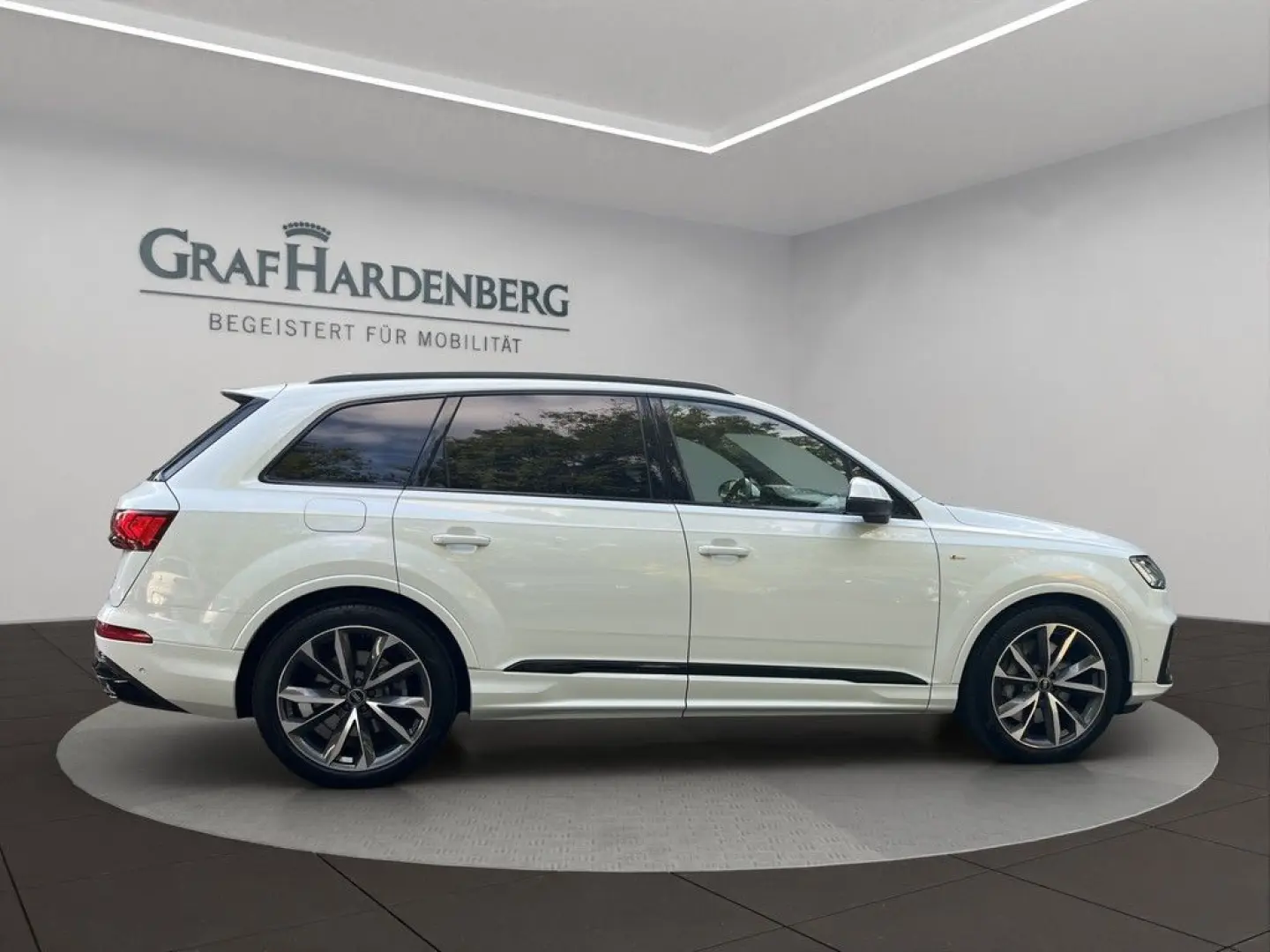 AUDI Q7 55 TFSIe quattro S line B&O LEASING