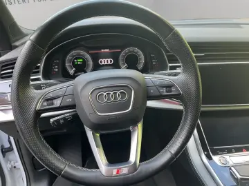 AUDI Q7 55 TFSIe quattro S line B&O LEASING