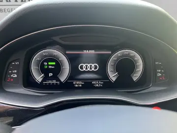 AUDI Q7 55 TFSIe quattro S line B&O LEASING