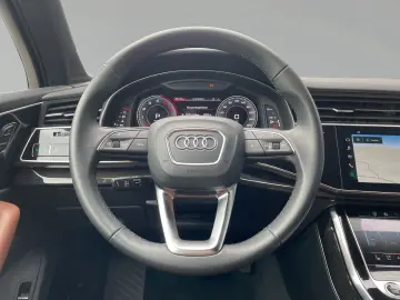 AUDI Q7 55 TFSI S line qu Matrix B&O LEASING