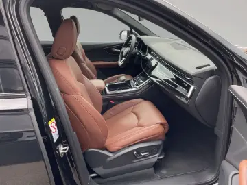 AUDI Q7 55 TFSI S line qu Matrix B&O LEASING