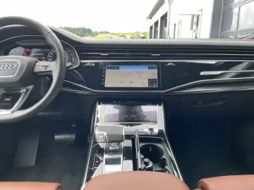 AUDI Q7 55 TFSI S line qu Matrix B&O LEASING