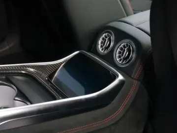 AMG GT 63 S 4M+ NIGHT BURM DISTR SPUR KAMERA
