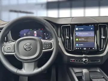 XC 60 Momentum Pro 2WD Bluetooth Navi LED Klima