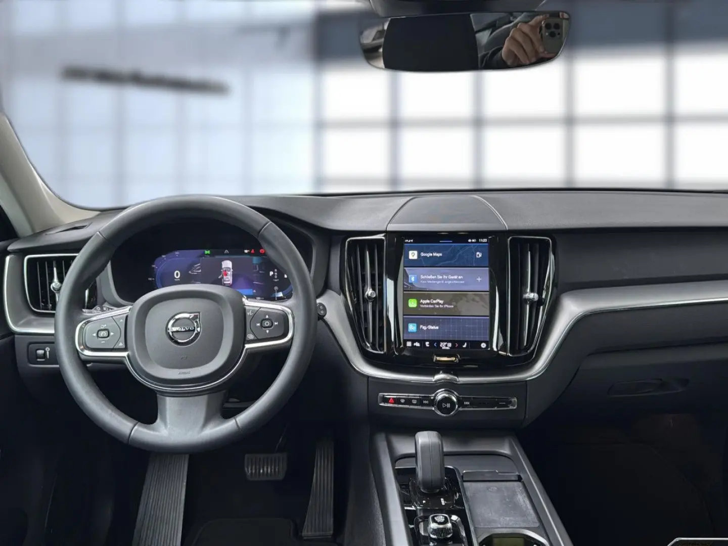 XC 60 Momentum Pro 2WD Bluetooth Navi LED Klima