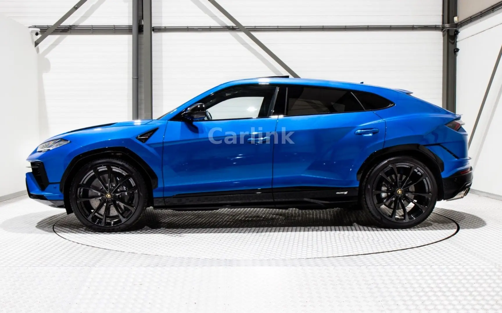 Urus S - BLU ELEOS - 4.525KM - B&O - 23