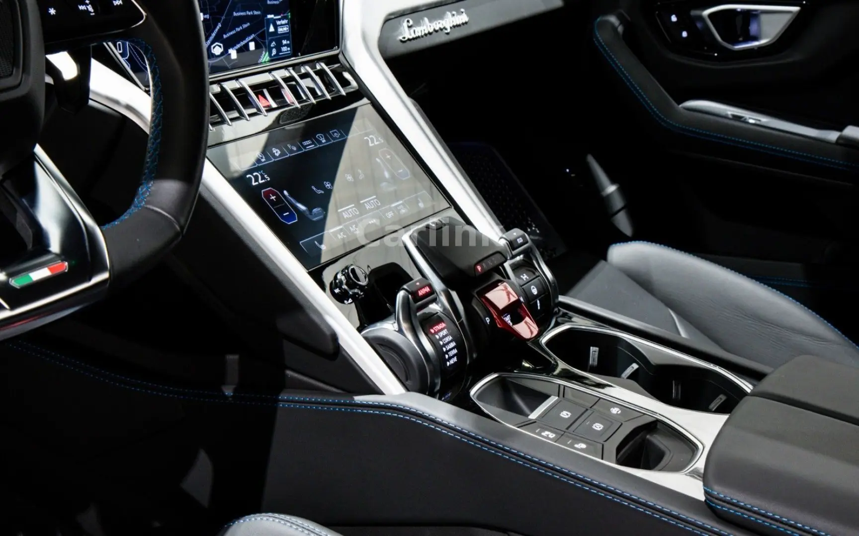 Urus S - BLU ELEOS - 4.525KM - B&O - 23