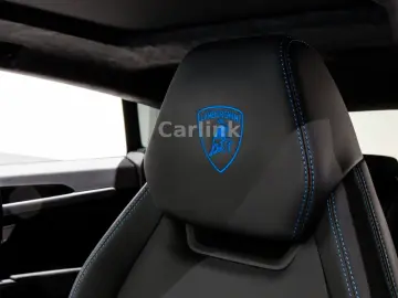 Urus S - BLU ELEOS - 4.525KM - B&O - 23