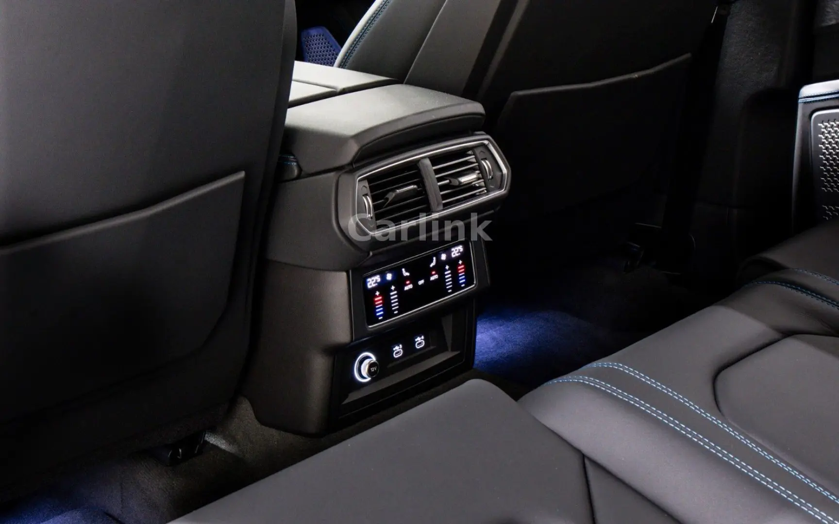 Urus S - BLU ELEOS - 4.525KM - B&O - 23