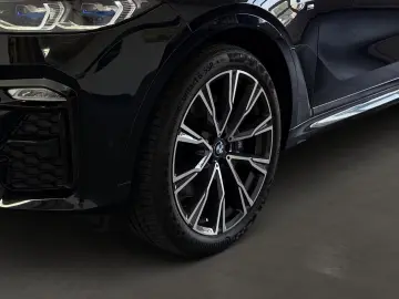 BMW X7 xDrive30d*M Sport*Laser*ACC