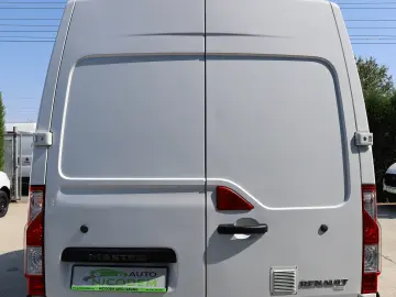 Renault Master L2H2 2.3 DCI 136 CP
