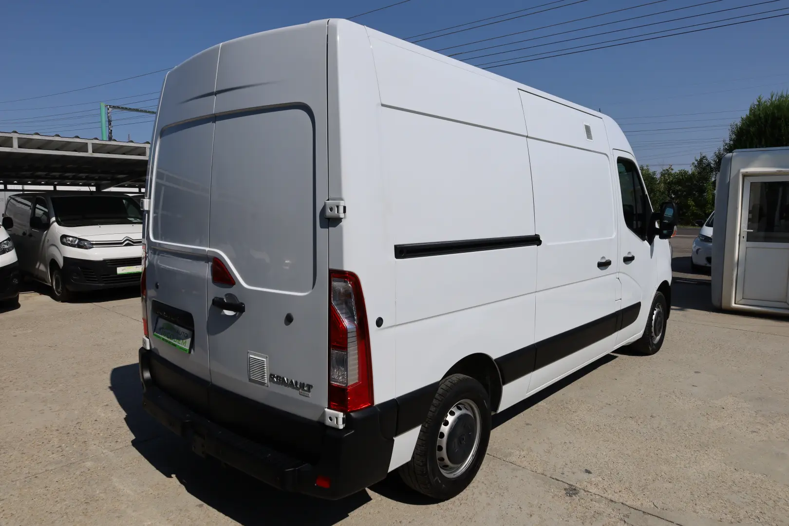 Renault Master L2H2 2.3 DCI 136 CP
