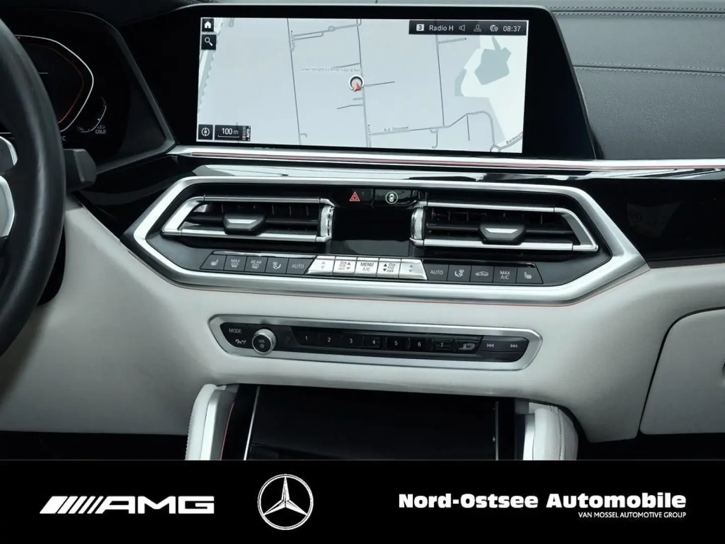BMW X6 xDrive 40i M SPORT Pano HUD PARKASSIST PDC