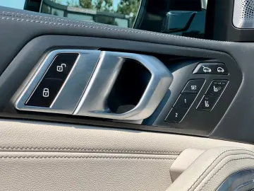 BMW X6 Baureihe X6 M50 i