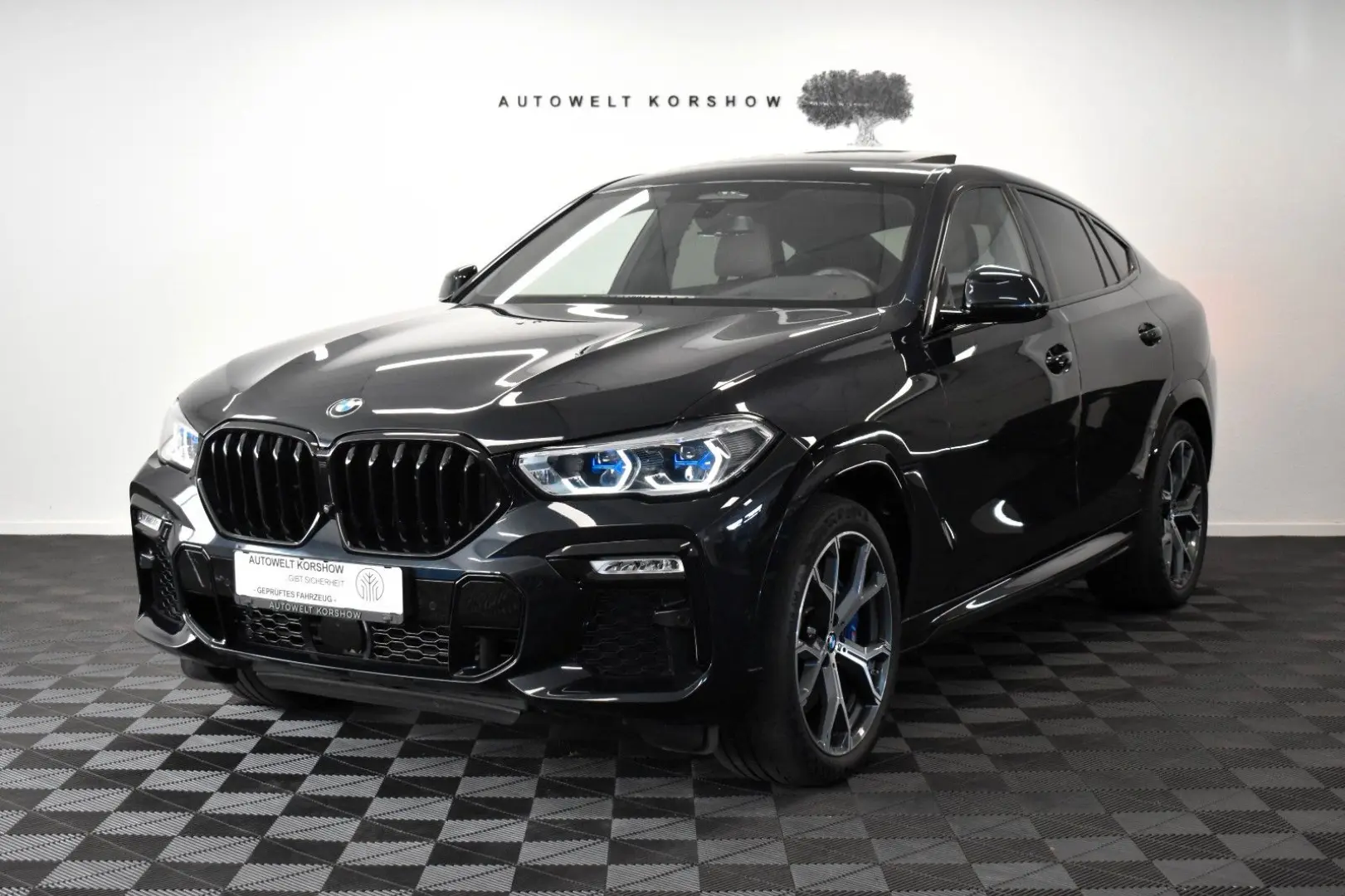 BMW X6 M50
