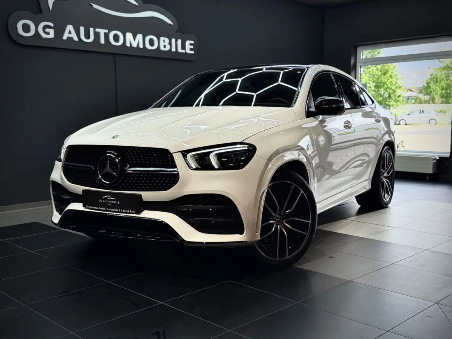 GLE 400 d 4Matic Coupe AMG*PANO*360*AHK*BURM*AIR