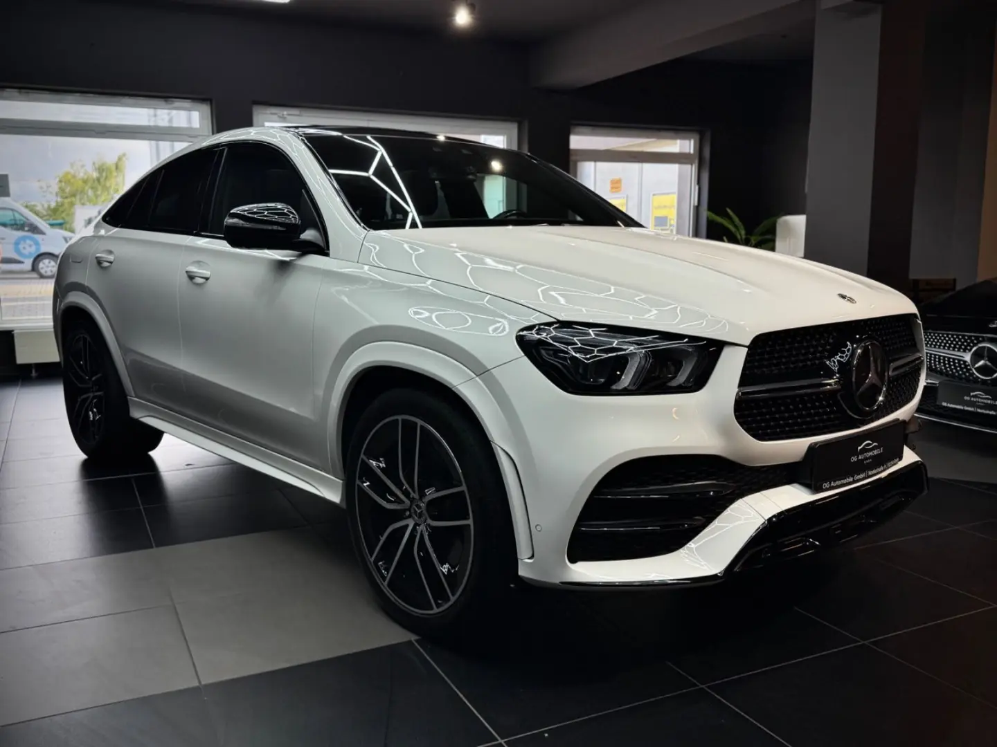 GLE 400 d 4Matic Coupe AMG*PANO*360*AHK*BURM*AIR