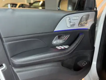 GLE 400 d 4Matic Coupe AMG*PANO*360*AHK*BURM*AIR