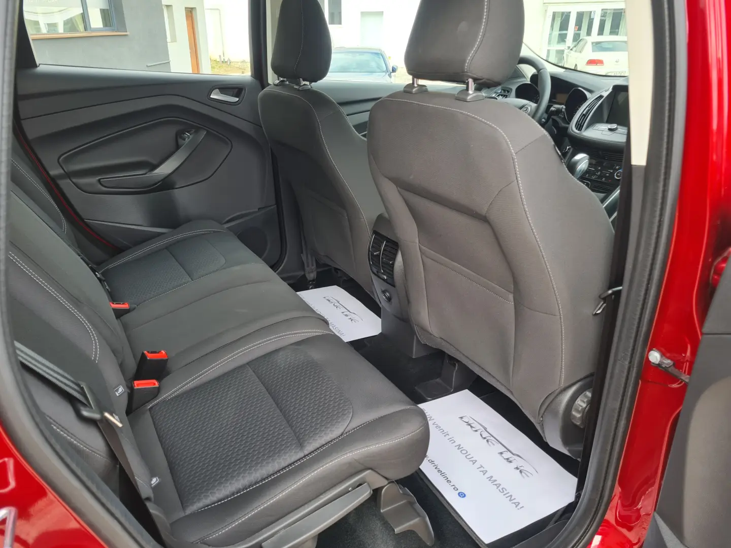 FORD KUGA