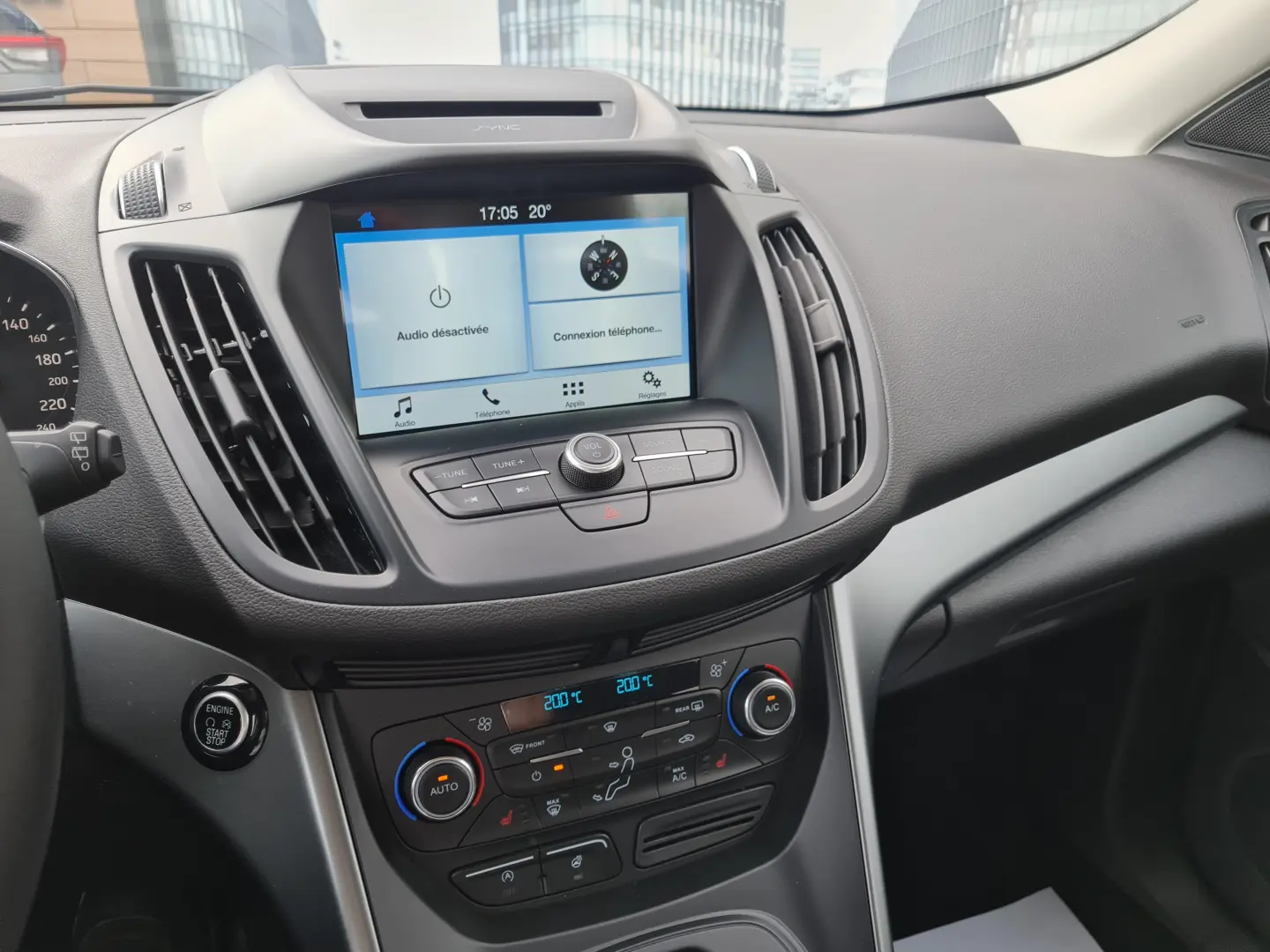 FORD KUGA