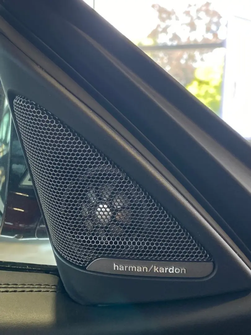 M4 Competition M Heritage Carbon HK LED 20